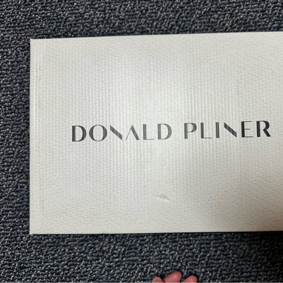 Shoes - Picture 8 of 8